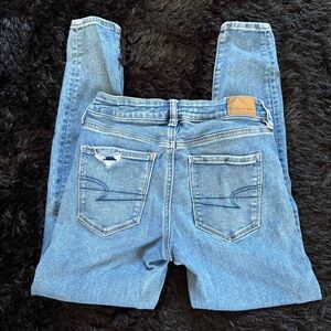 American Eagle Outfitters Distressed Women's Light Blue Skinny Jeans